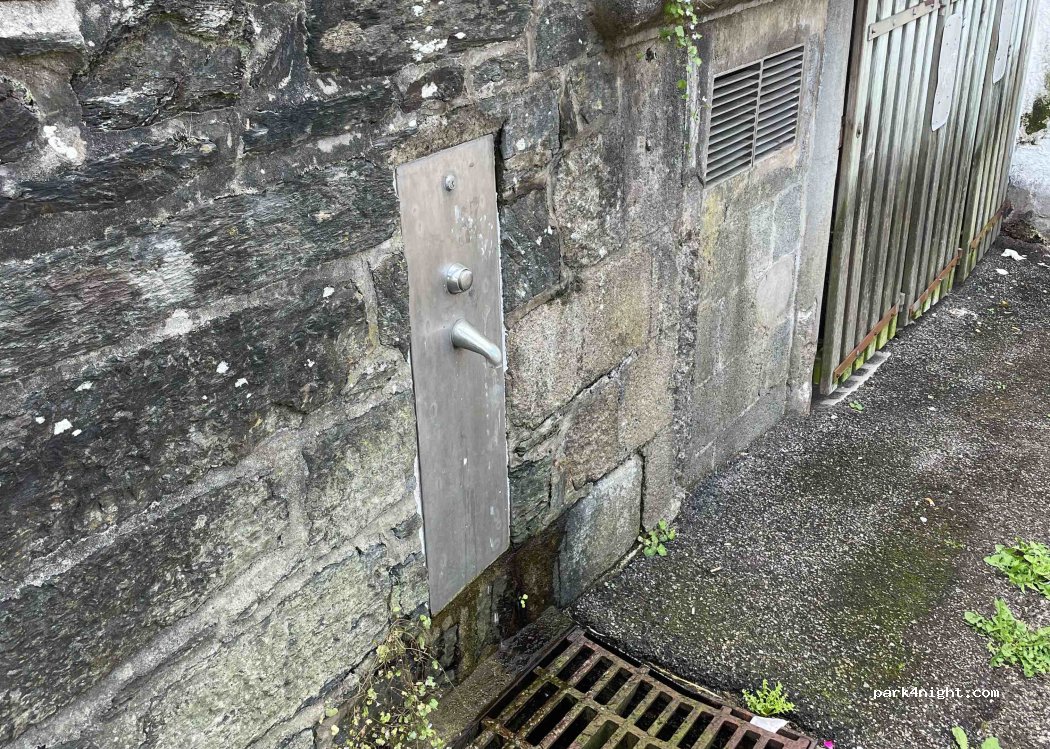 (29600) Morlaix - 11 Place du Dossen — foto 2