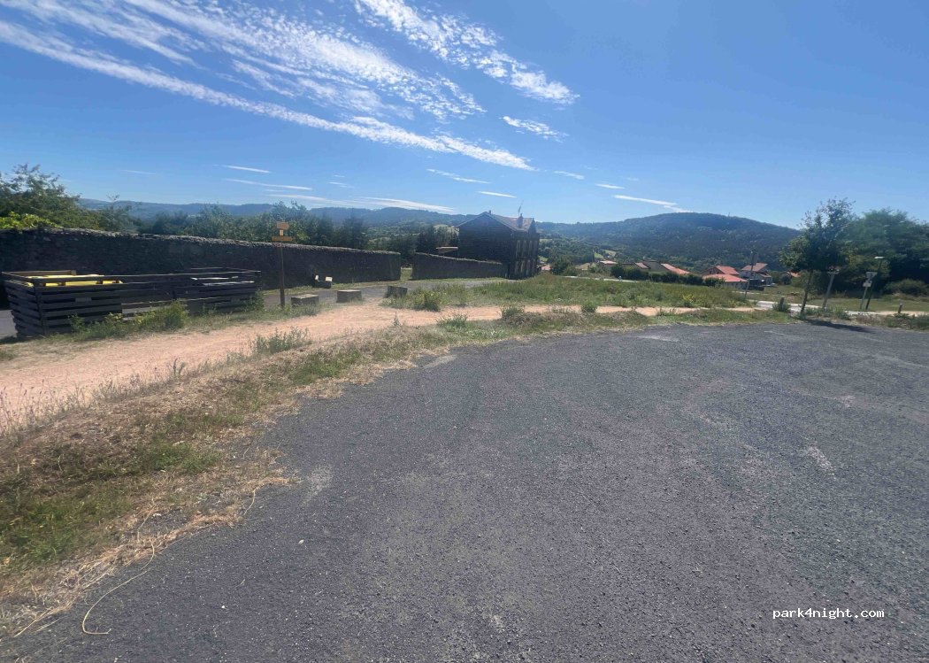 (43700) Coubon - 29 Route de la Gare — foto