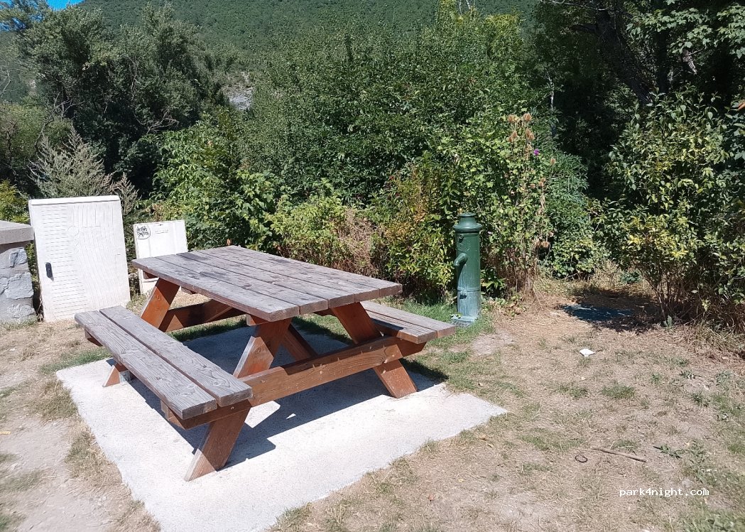 (05700) Serres - 2 Avenue Marius Meyere — foto