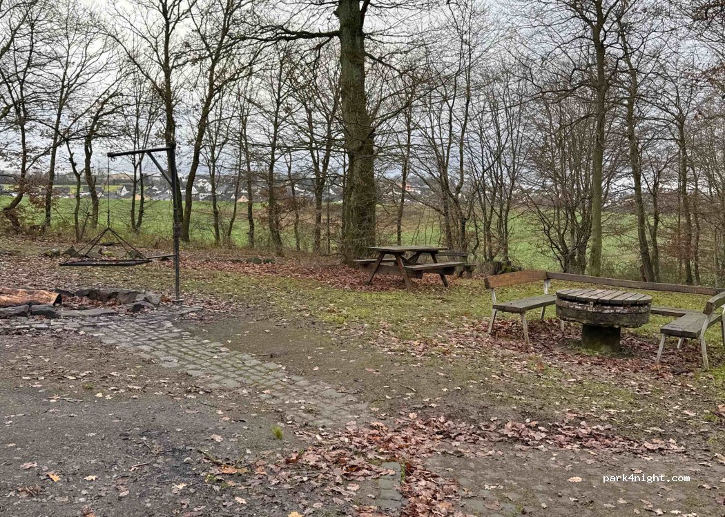 (56412) Nentershausen - Unnamed Road — foto 2