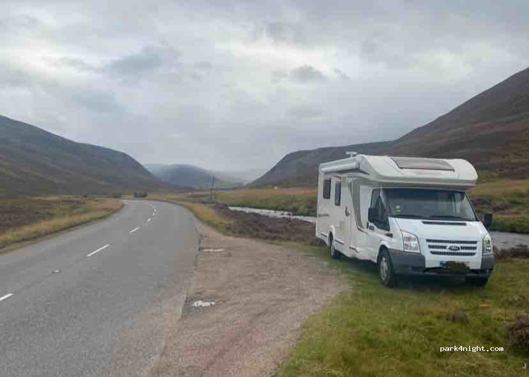 (AB35 5XS) Auchallater - A93 — foto