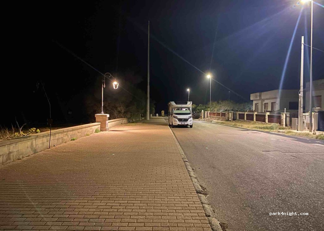 (73040) Santa Maria di Leuca - Via Toma G. — foto 3