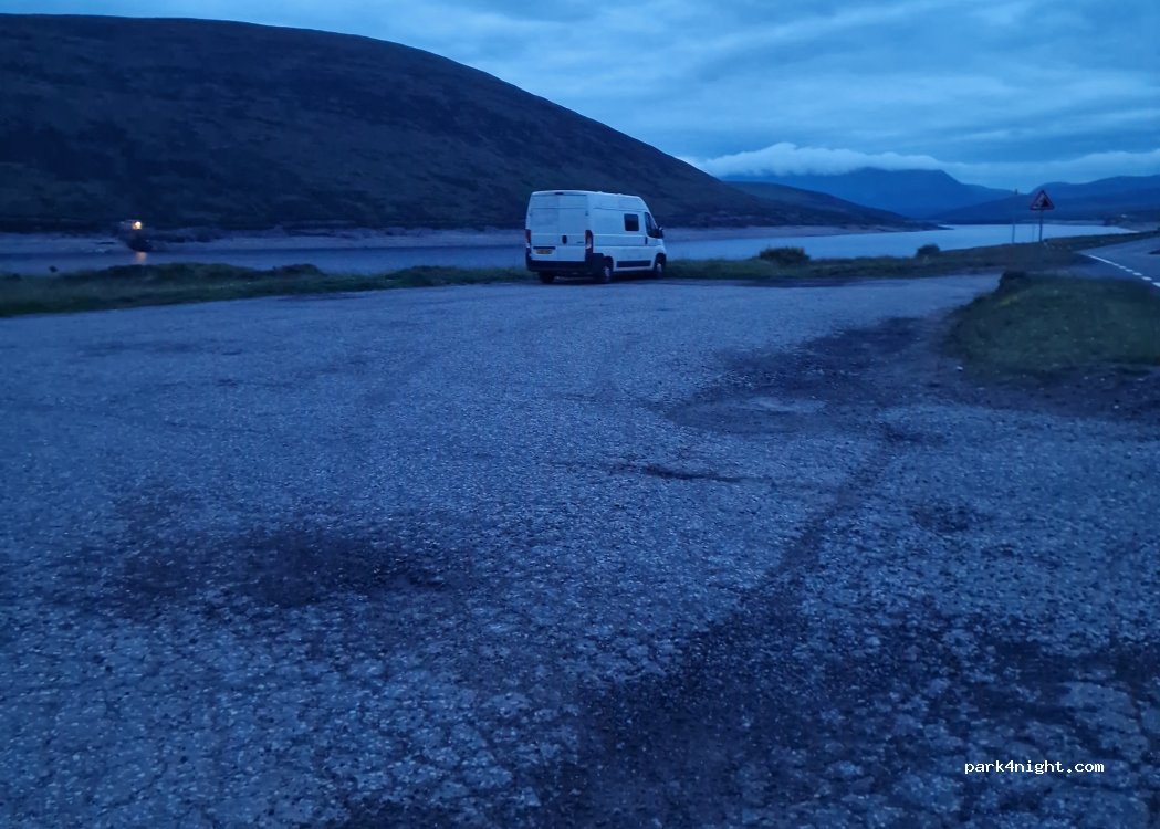 (IV23 2PQ) Aultguish Inn - A835 — foto