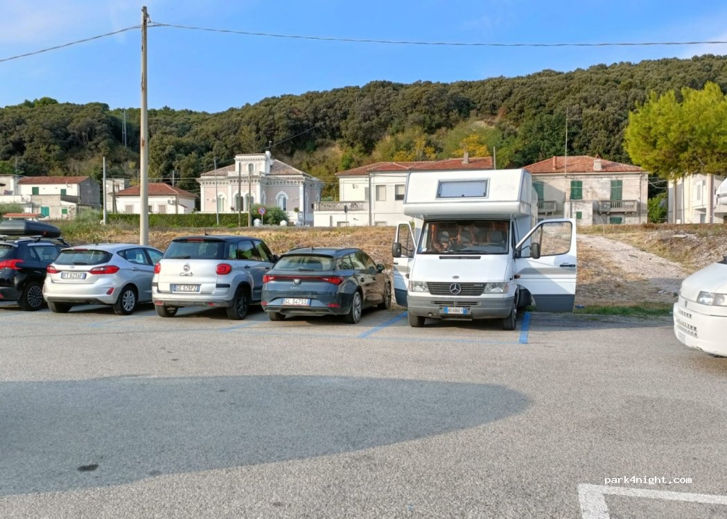 (66020) Torino di Sangro Marina - 50 Via Costa Verde — foto
