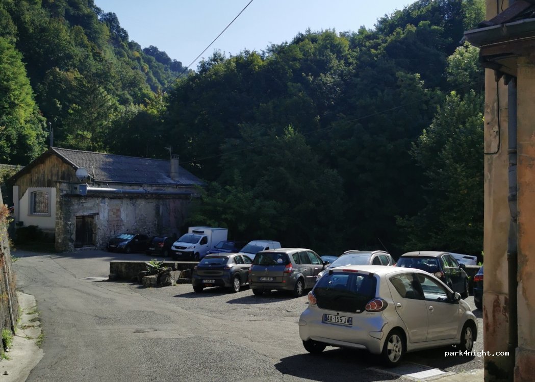 (38500) Voiron - 2 Route des Gorges — foto 3