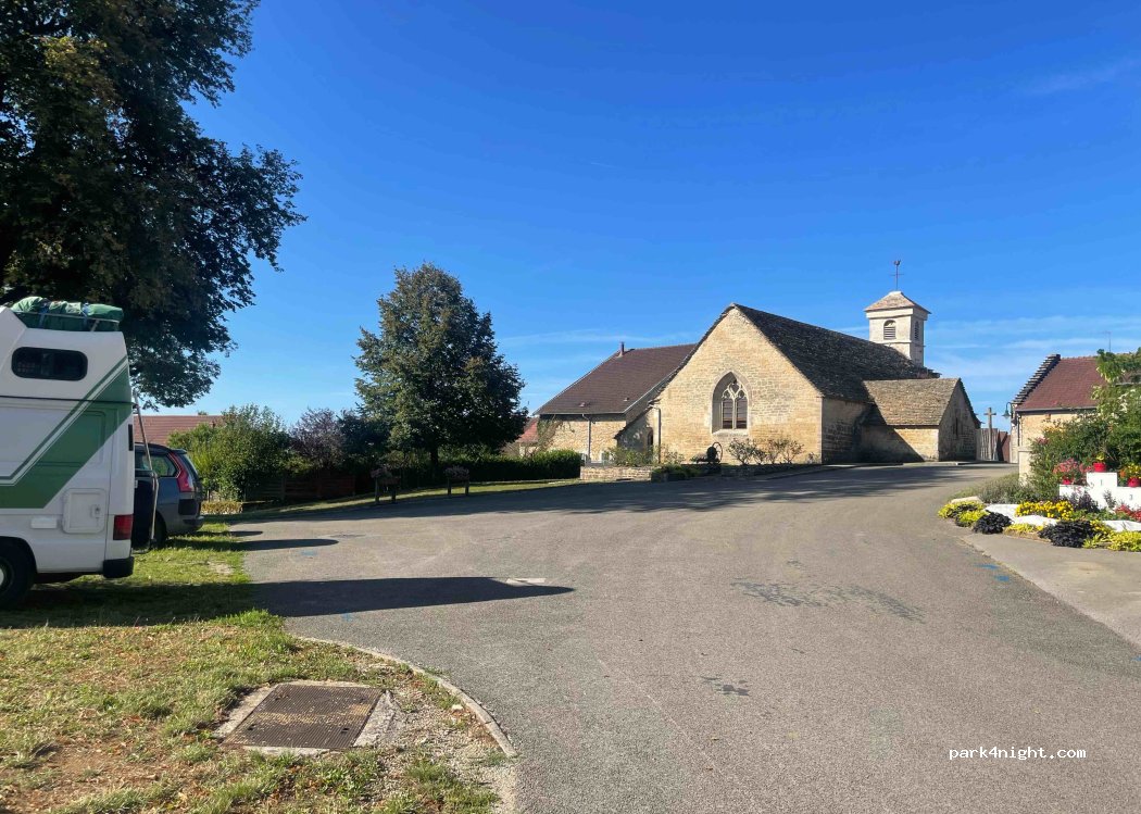 (39570) Briod - 10 Place de l'Église — foto 3