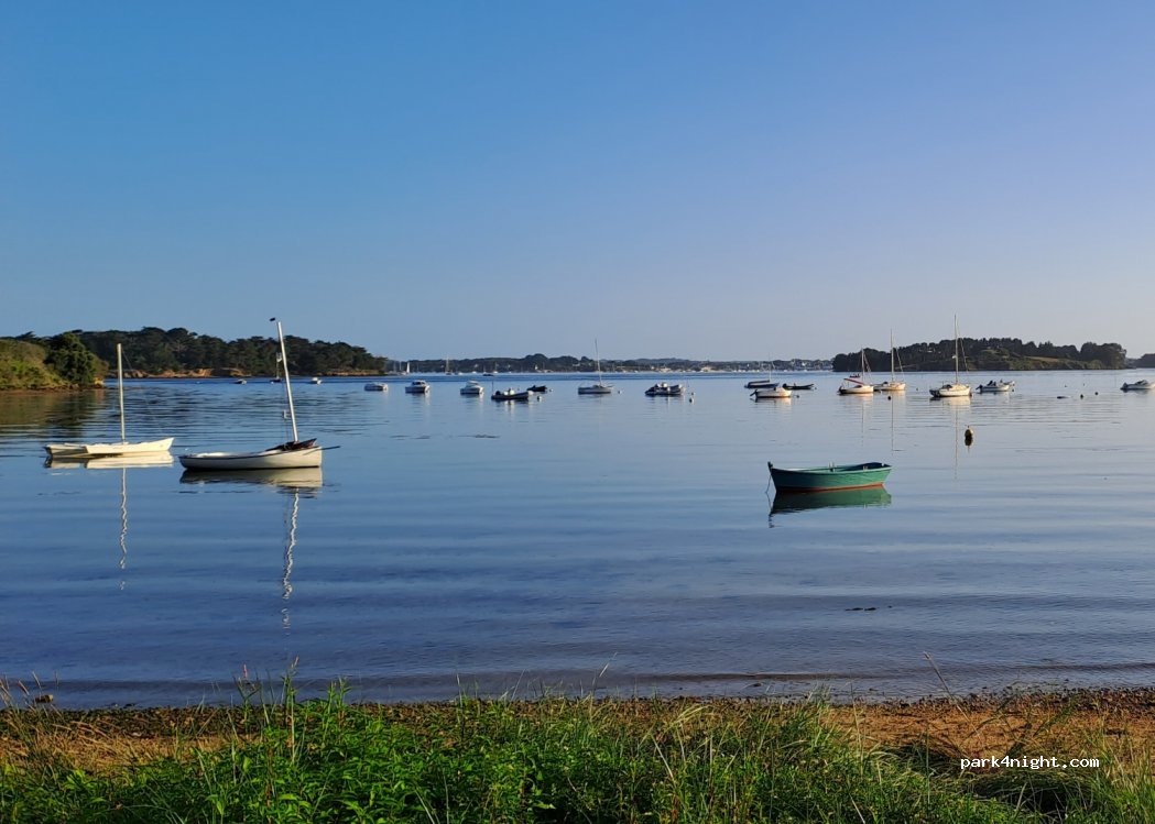 (56640) Arzon - Unnamed Road — foto 2