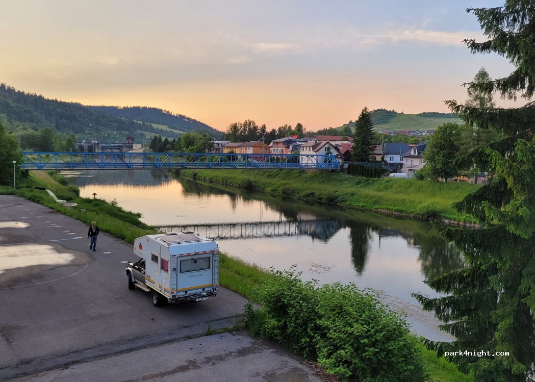 (027 44) Tvrdošín - Pod Velingom — foto 3