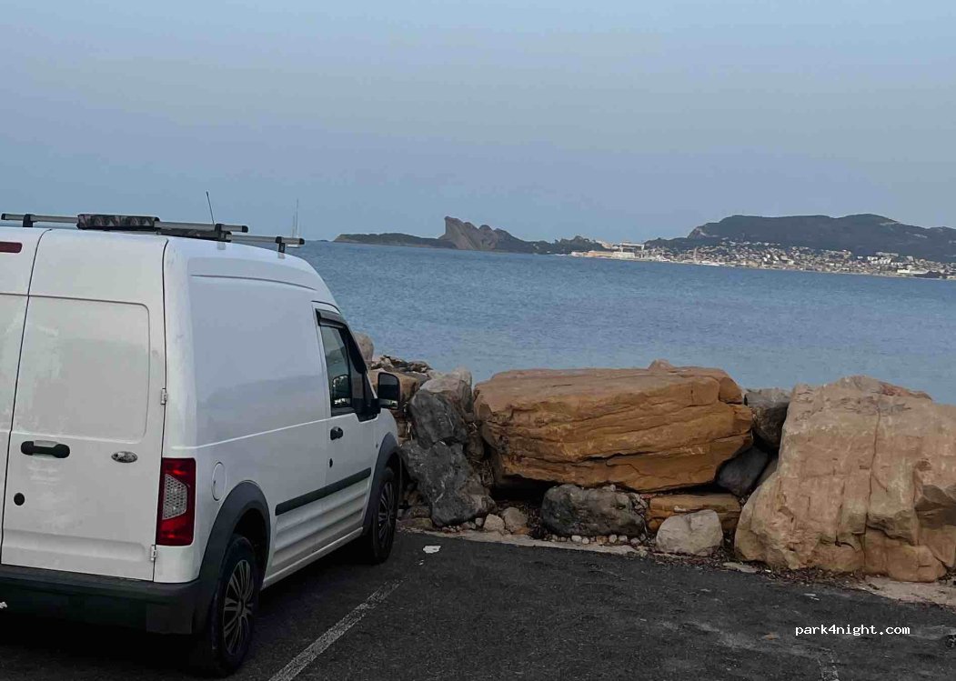 (83270) Saint-Cyr-sur-Mer - 50 Route de la Madrague — foto 4