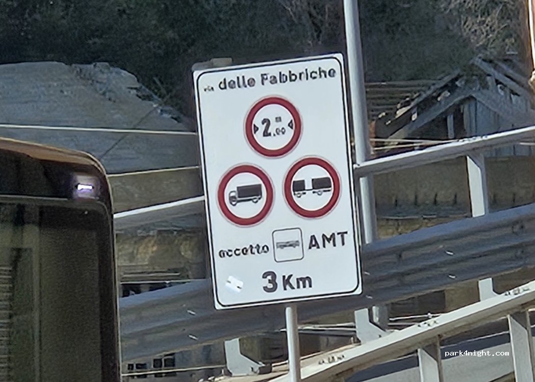 (16158) Genova - Via Brusinetti — foto 4