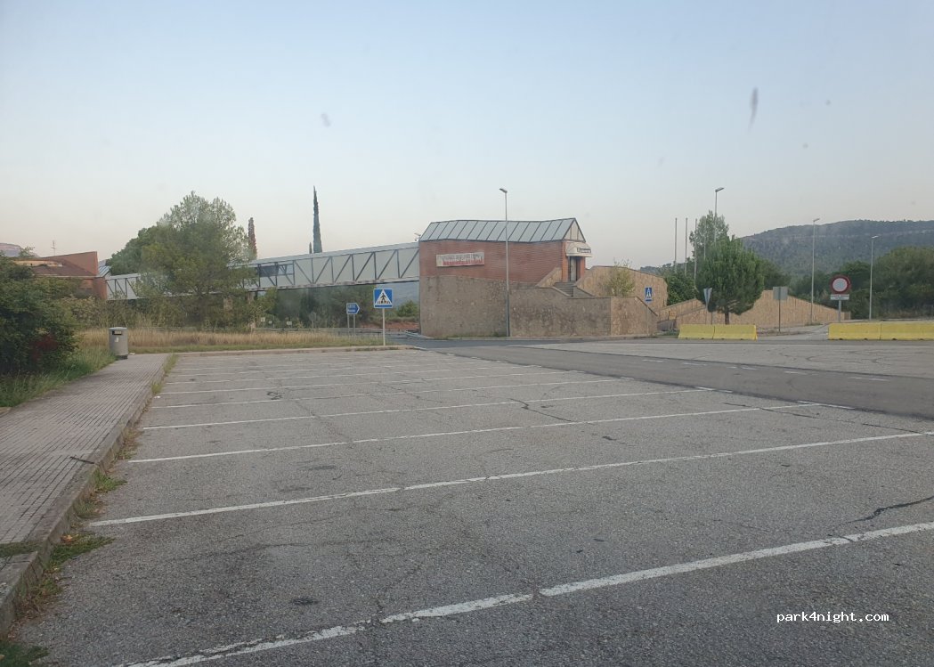 (08233) Vacarisses - 36 E-9 — foto