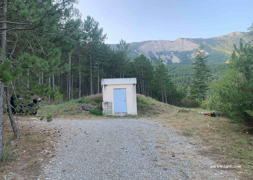 (04200) Valbelle - 2480 Route de Lure — foto 3