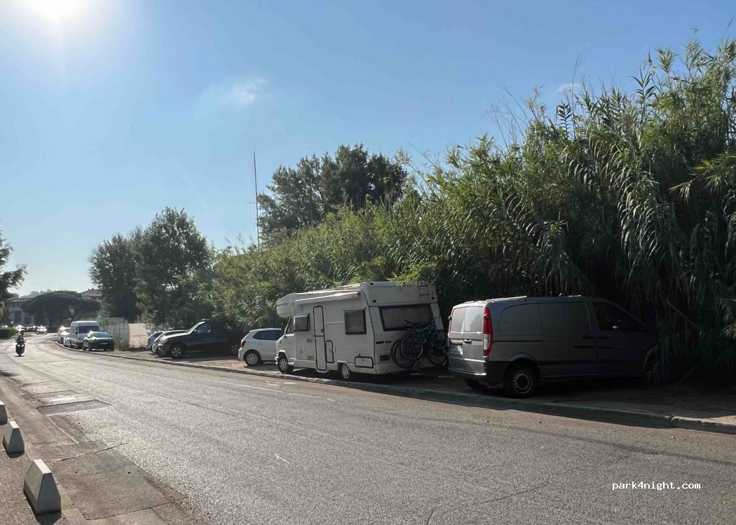 (83580) Gassin - 639 Route du Littoral — foto
