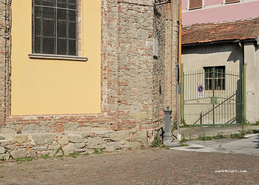 (17017) Millesimo - Via Camillo Benso Conte di Cavour — foto 2
