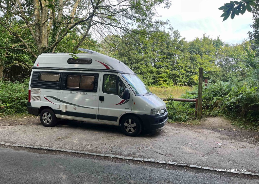 (TN11 0PT) Tonbridge - Half Moon Ln — foto