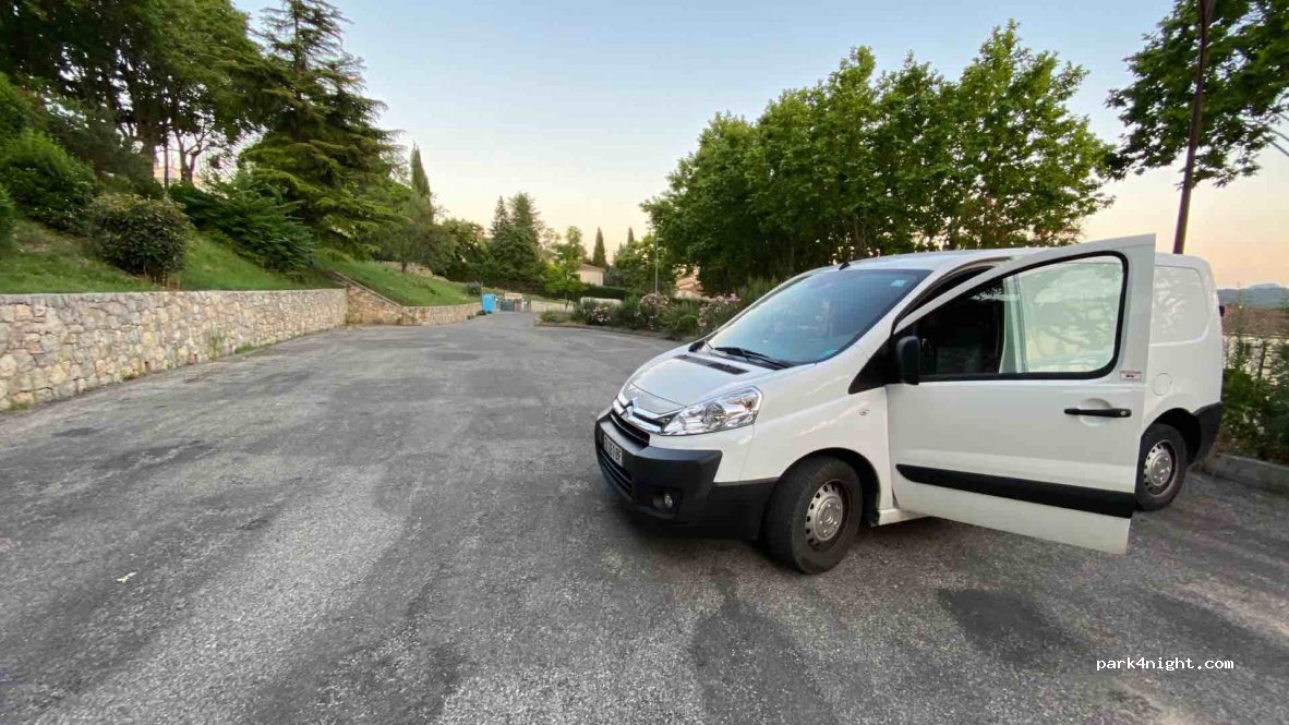 (83440) Fayence - 38 Avenue Robert Fabre — foto 2