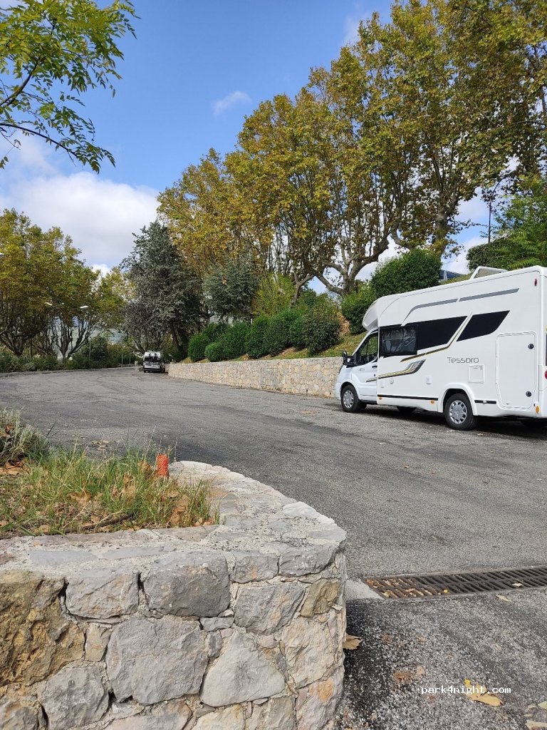 (83440) Fayence - 38 Avenue Robert Fabre — foto 3