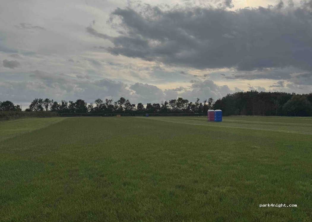 West End Field — foto 3