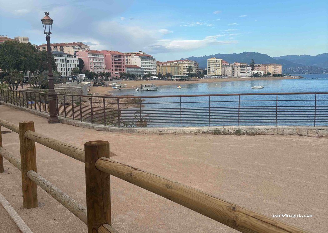 (20000) Ajaccio - 40 Parc Berthault — foto