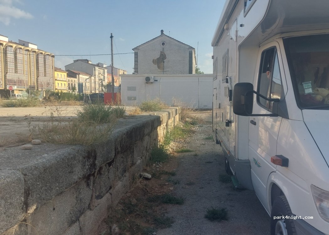 (37770) Guijuelo - 29 Calle Filiberto Villalobos — foto