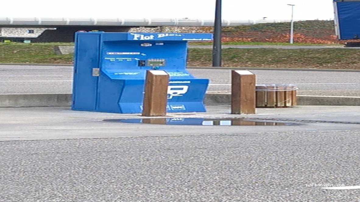 (38590) Saint-Étienne-de-Saint-Geoirs - Route de l'Aéroport — foto 2