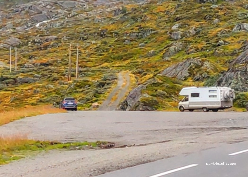 (6798) Hjelledalen - — foto