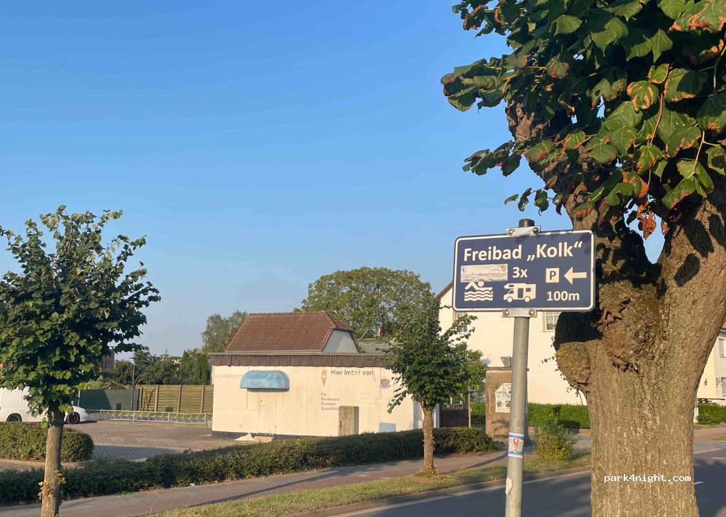 Stellplatz Freibad Kolk — foto