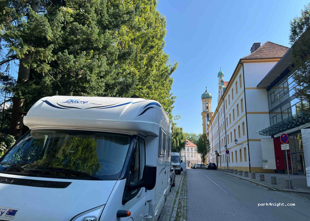 (86633) Neuburg an der Donau - B88 Frauenplatz — foto