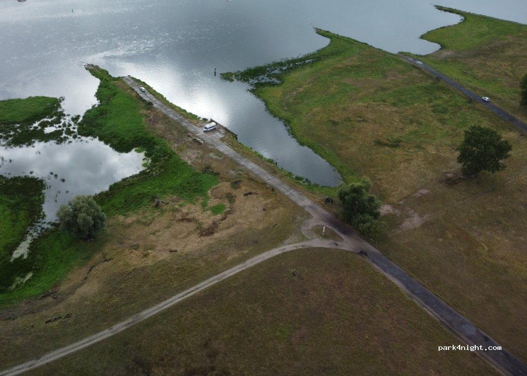 (74-406)  - Unnamed Road — foto 2