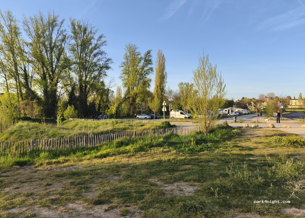 (81000) Albi - Unnamed Road — foto 3