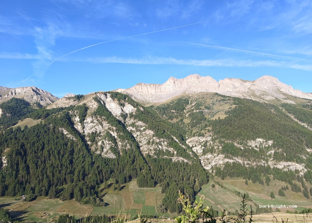 (05350) Saint-Véran - 2 Vachères — foto