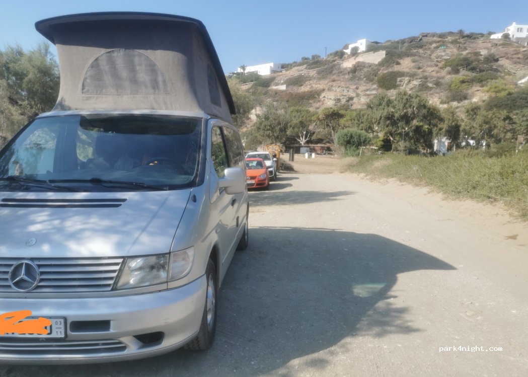 (840 03) Chrisopigi - Unnamed Road — foto 2