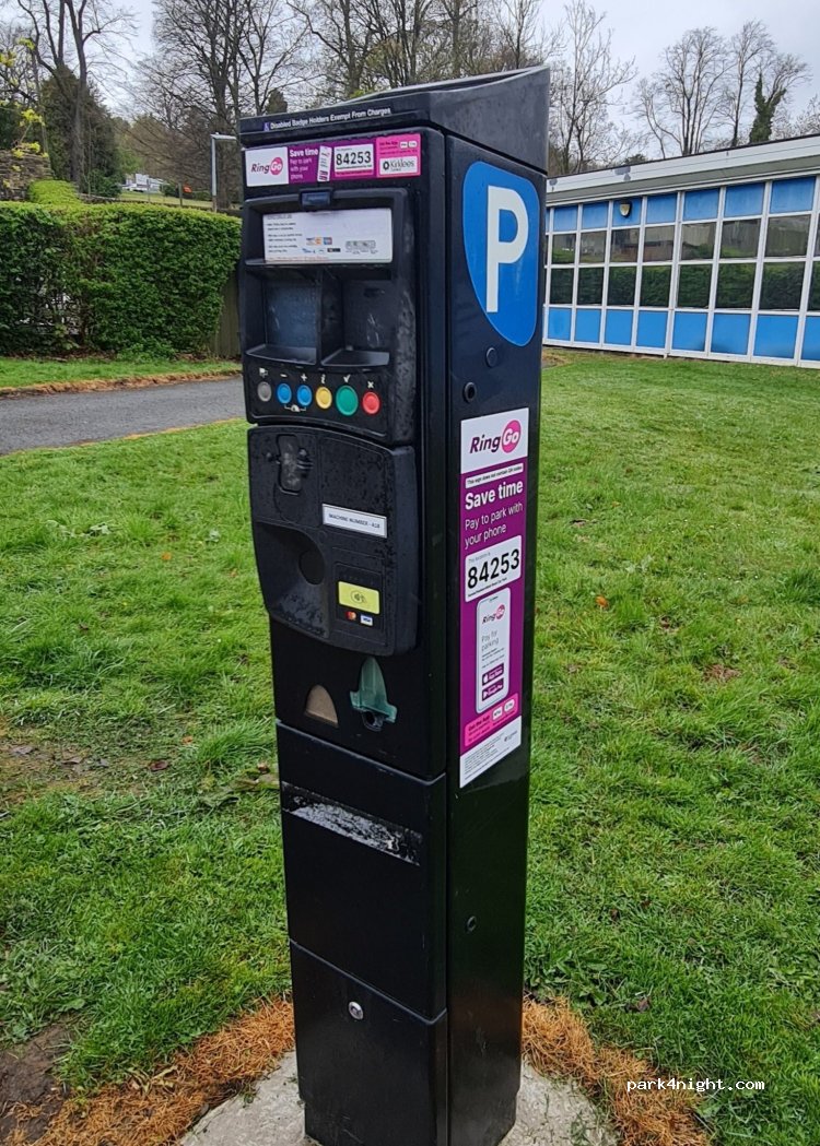 (HD9 3JL) Thongsbridge - Huddersfield Road — foto 4
