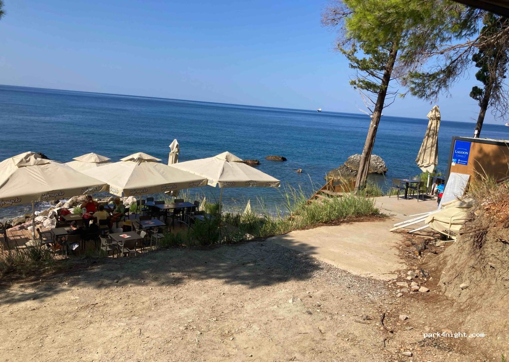 Noa beach bar — foto 2