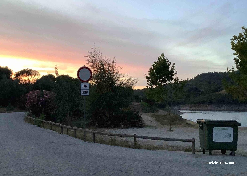 (2200) Aldeia do Mato - Rua do Vale da Vinha — foto 2