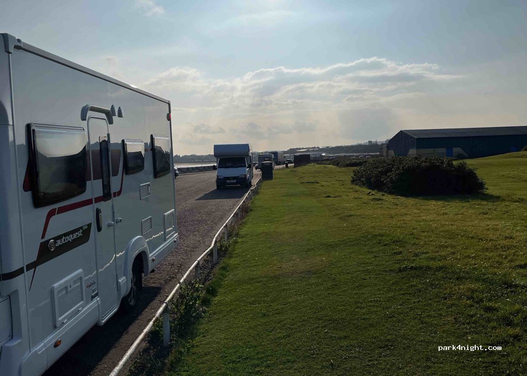 (DD11 1QD) Arbroath - 1 Queen's Drive — foto