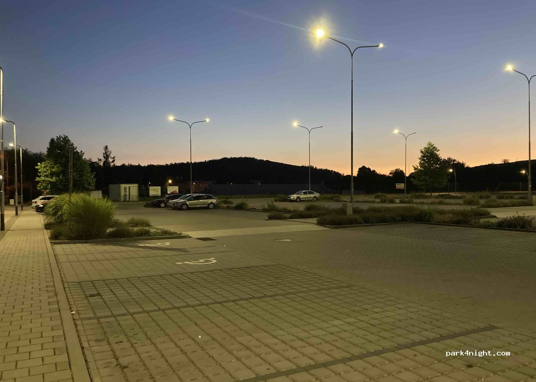 (664 34) Kuřim - Blanenská — foto 2