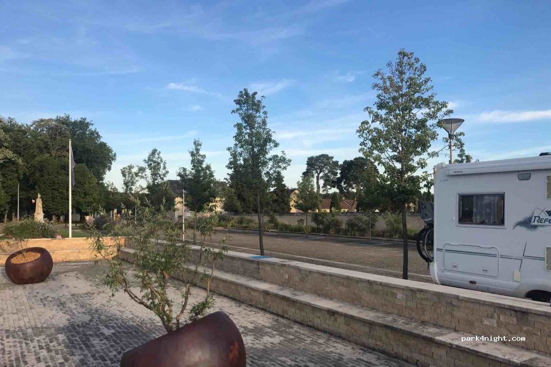 (86220) Ingrandes - 1 Rue de la Gare — foto 3