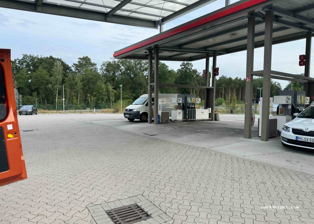 (14548) Schwielowsee - 5 Am Bahnhof Lienewitz — foto