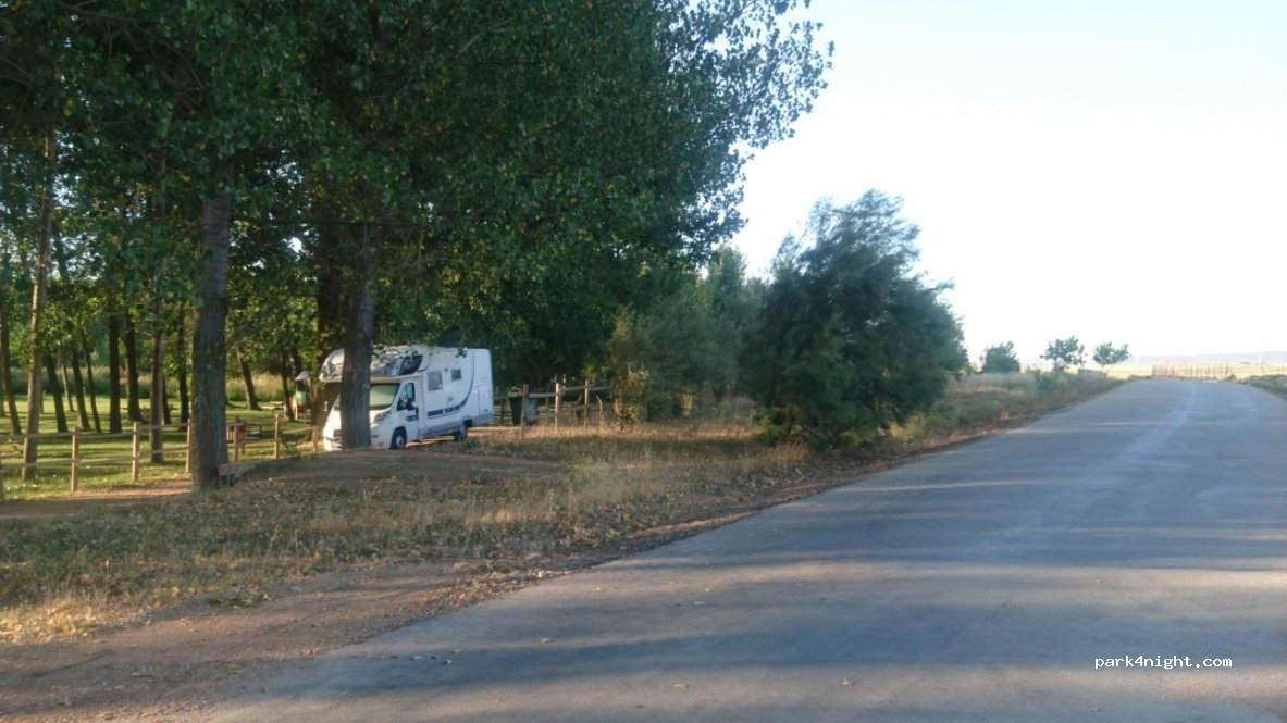 (44300) Monreal del Campo - Unnamed Road — foto 2