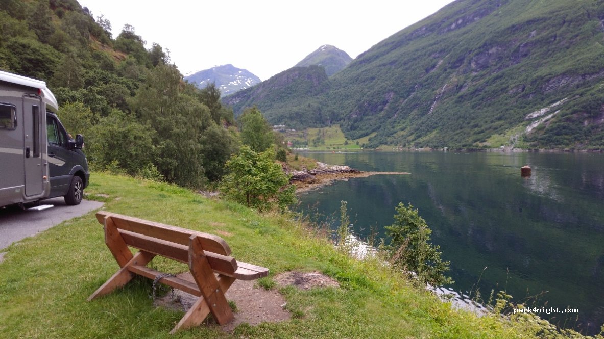 (6216) Geiranger - 860 Riksveg 63 — foto