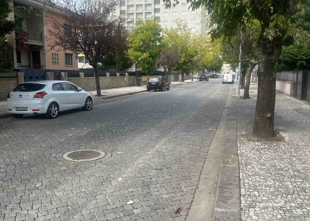 (4200) Porto - 173 Rua Agostinho de Campos — foto