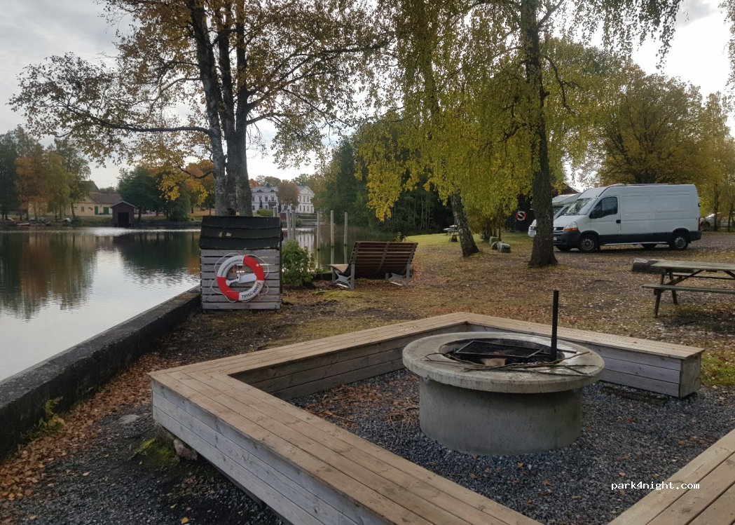 (735 60) Ramnäs - Bruksvägen — foto 4