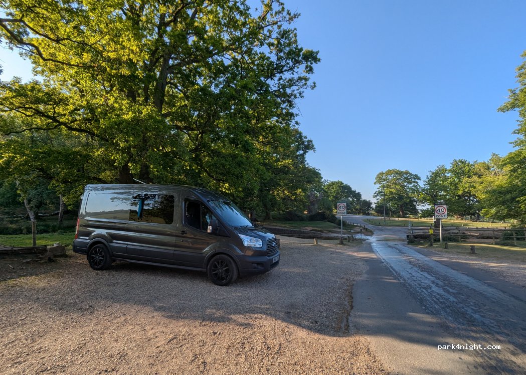 (BH24 3NF) Ringwood - Unnamed Road — foto 3
