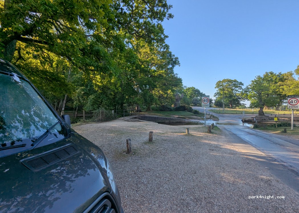(BH24 3NF) Ringwood - Unnamed Road — foto 4