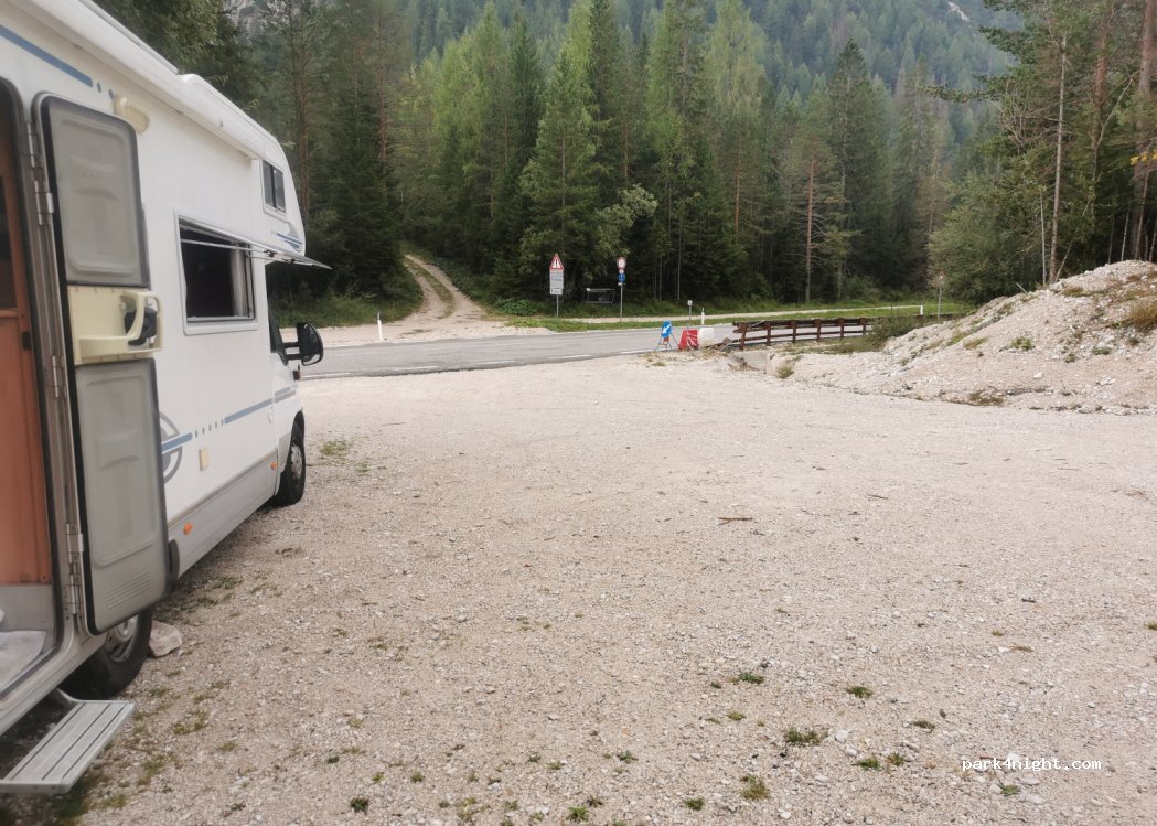 (32043) Cortina d'Ampezzo - 2 Strada Statale 51 di Alemagna — foto