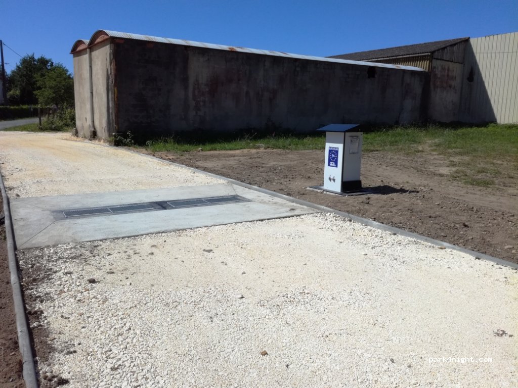 (24700) Montpon-Ménestérol - Avenue Jean Jaures — foto