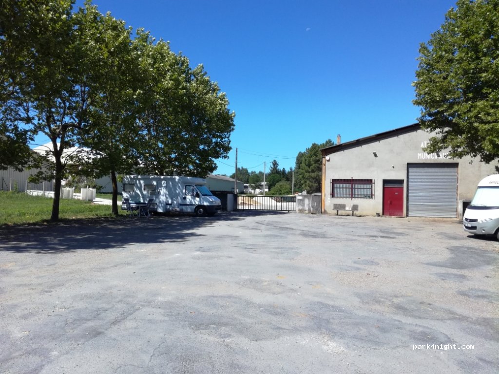 (24700) Montpon-Ménestérol - Avenue Jean Jaures — foto 2