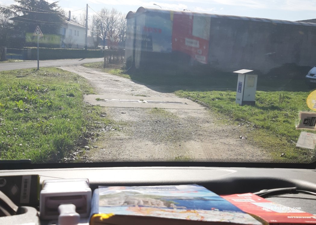 (24700) Montpon-Ménestérol - Avenue Jean Jaures — foto 3