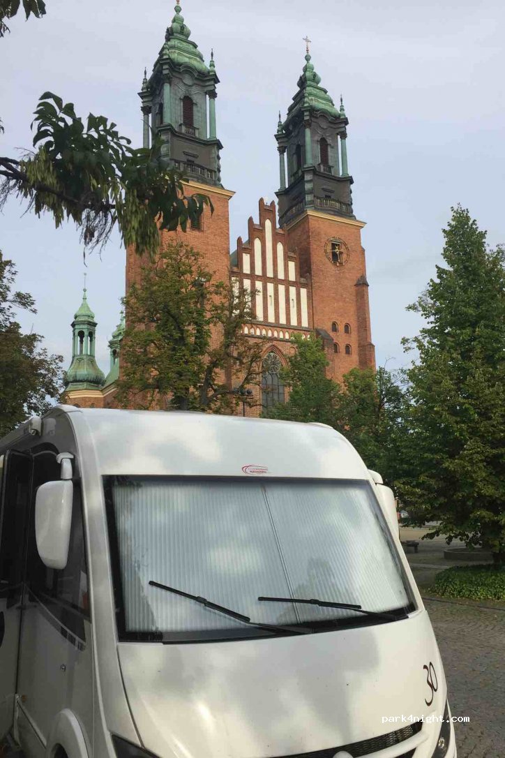 (61-109) Poznań - 14 Ostrów Tumski — foto 2